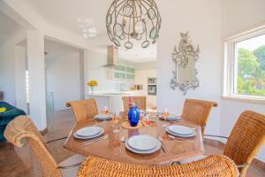 The One Ocean Front - Elegant 3-Bedroom Villa