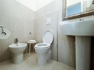 Appartamento con 2 Camere da Letto e Balcone
