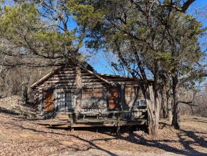 Cedarvale Cabins Turner Falls