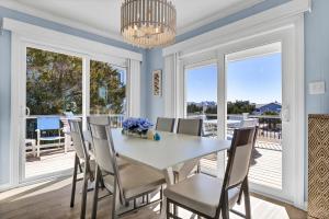 The Sea Guld Entire by Sea Scape Properties