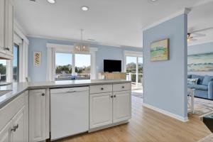 The Sea Guld Entire by Sea Scape Properties