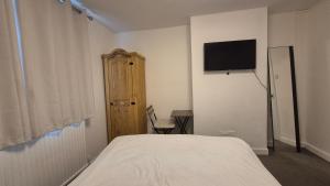 Beautiful Double Room In Acton, West London