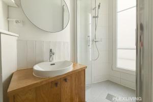 Boucry - Charming and Bright One-Bedroom Apartment in the Heart of the 18th