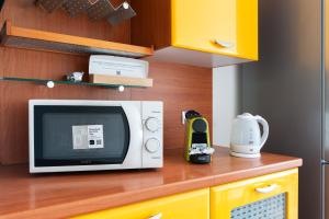 Modern & Luxe - Spacious Apartment in Ostia