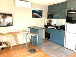 Appartements 40m2, 2 Pieces Hyper Centre Trouville Vue Mer Pour 4 personnes, Arlette Trouville ! : photos des chambres