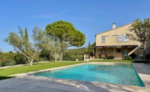 Villas Maison d-architecte avec piscine : Villa - Vue sur Jardin