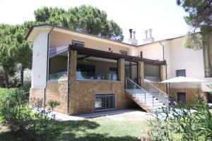 Beachfront Villa Galini