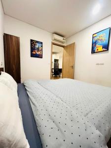 Emoi Mipec Riversides Apt