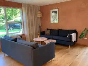 Bo i naturen - tæt på byen - Låsby