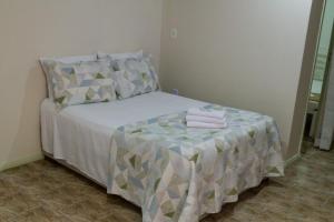 2 Quarto Mobiliado para 3 pessoas proximo a Unioeste -Universidade Estadual do Oeste do Parana e a BR 277