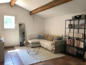 Magnifique propriété - piscine et jardin paysagé