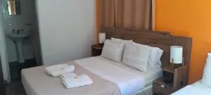 Atardecer en el Río - Ensenada