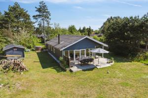 Cozy House With Outdoor Spa