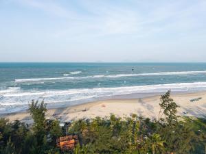 The Yen Ocean Apartment and Villa