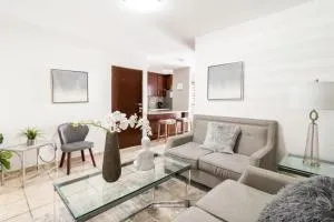 Family House in Mixcoac 3 Bedrooms with Private Parking - El Saucito