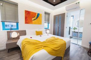 The Yen Ocean Apartment and Villa