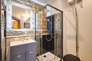 Host & Stay - The Churchside Well