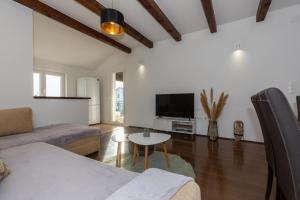 XXL Seaview Apartment