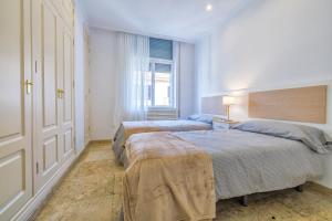 Apto Cruz Conde Center