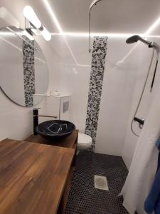 Apartment with roof view next to Railway station