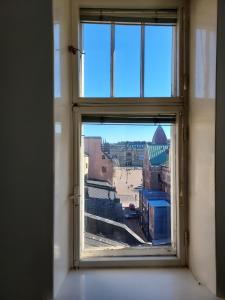 Apartment with roof view next to Railway station