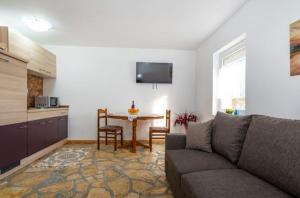 Rustic Retreat Apartments in Pridraga