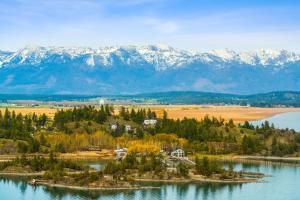 Flathead Lake Cliff Retreat