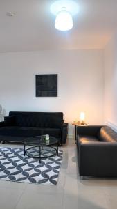 Spacious 2 Bed Apart with Patio in Camden WR201