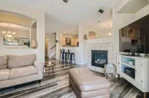 DIA Den, sleeps 6, 11 mins to airport - Hudson