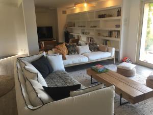 Maisons de vacances Maison de famille avec piscine, nord Uzes : photos des chambres
