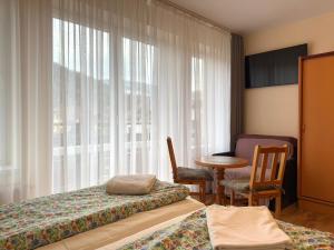 Pokoje Goscinne Zbojnik