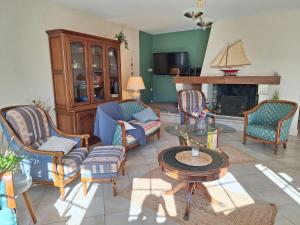 Lé Luquentia, demeure de charme, piscine, billard, grand jardin