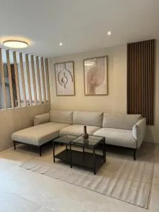 L&K Apartment - 普利耶扎乌森