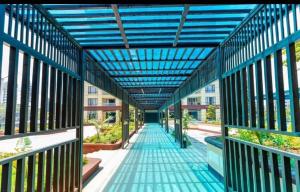 Sumptuous Nivla yaya center,gym,pool and king bed