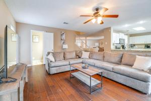 6 Mi to Lake Travis Spacious Cedar Park Home!