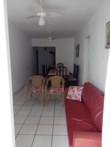 Apartamento frente para o mar