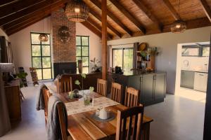 Cozy House with Sea and Mountain Views