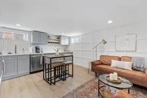 Stylish Retreat close to Denver's best Attractions & 20 mins to Airport! - 丹佛