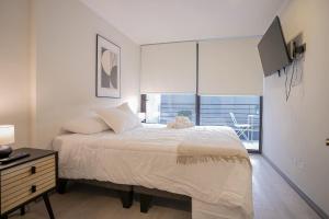 Downtown Accommodation Great for Sharing