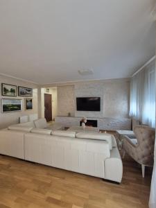 Avalon apartman Novi Sad free parking