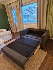 Green studio near city center, free Wi-Fi & parking