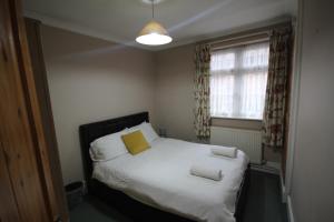 The Oaks Place