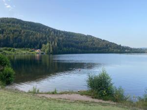 Appt 50m2, 4 personnes, ménage, draps et serviettes inclus