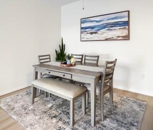 Modern and Comfy - 2BR 2BA - 1st Floor, Near Outlets, Beaches & Christmas Village