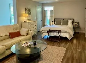 8 min to UGA NEW Lake Loft Apt near downtown Athens at UGA free wifi and coffee - Maxeys