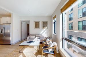 Skywalk Flats Escape