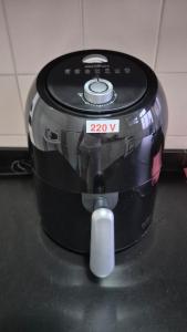 Praia Grande com wifi, Ar cond, smart TV e Kit Praia à 150m da areia