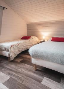 Chalets Chalet proche Fontainebleau senart Paris, parking gratuit : photos des chambres
