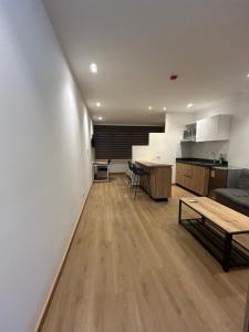 Lujoso Apartamento a Pasos del Metro de Medellin