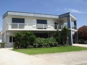 Marine Parade Holiday Unit 2 - Edithburgh